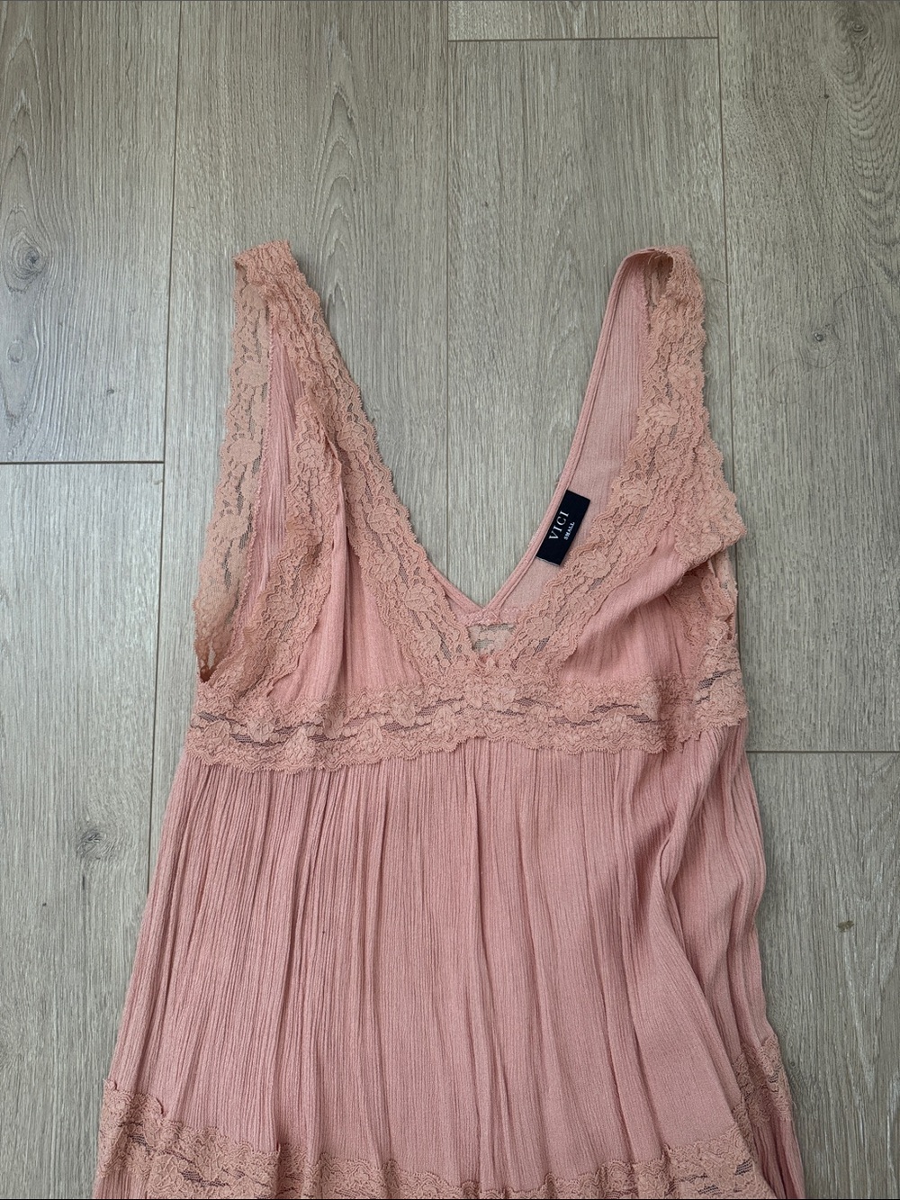 Vici Sleeveless Lace-Trim Maxi Dress in Dusty Rose - Picture 2 of 3